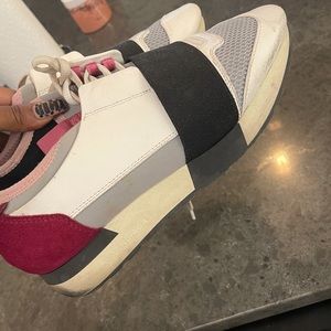 Balenciaga race runners